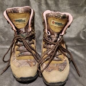 Womeno gander mountain hiking